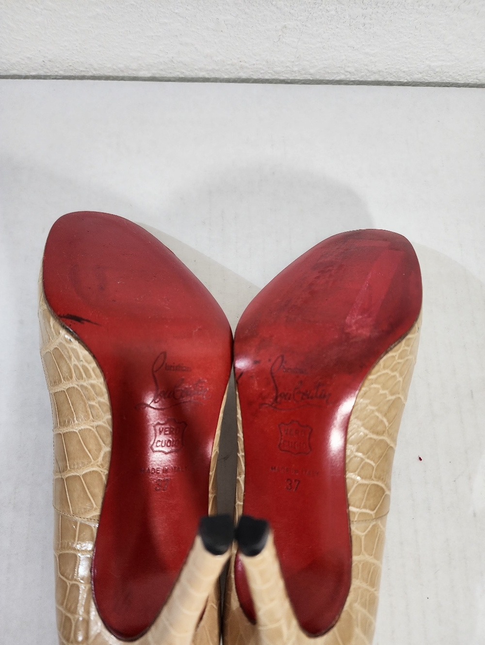 Christian Louboutin Vintage Nude Embossed Leather Cap Toe Pumps Heels EU 37 - Picture 11 of 14
